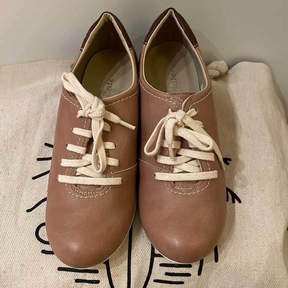 Women’s size 5, made in Japan - Picture 1 of 5